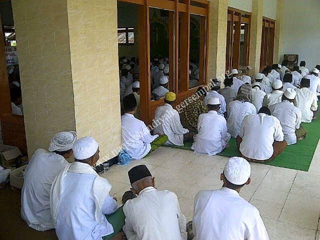 Ikhwan Naqsyabandiyah di Masjid Bustanul Jannah