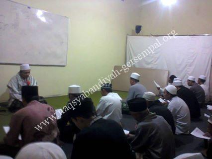 di penghujung romadhon, SITQON Lumajang melaksanakan dzikir bersama