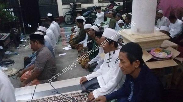 Jama'ah SITQON Jakarta mengikuti kegiatan 