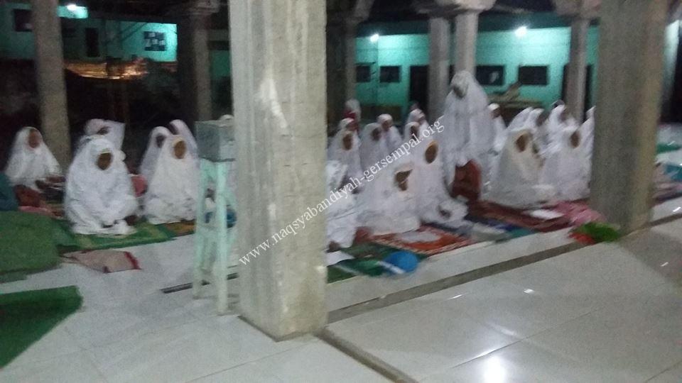 Jama'ah SITQON Pamekasan mengikuti kegiatan bulanan