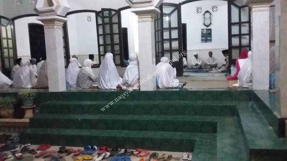 Jama'ah SITQON Bangkalan sedang mengikuti kegiatan