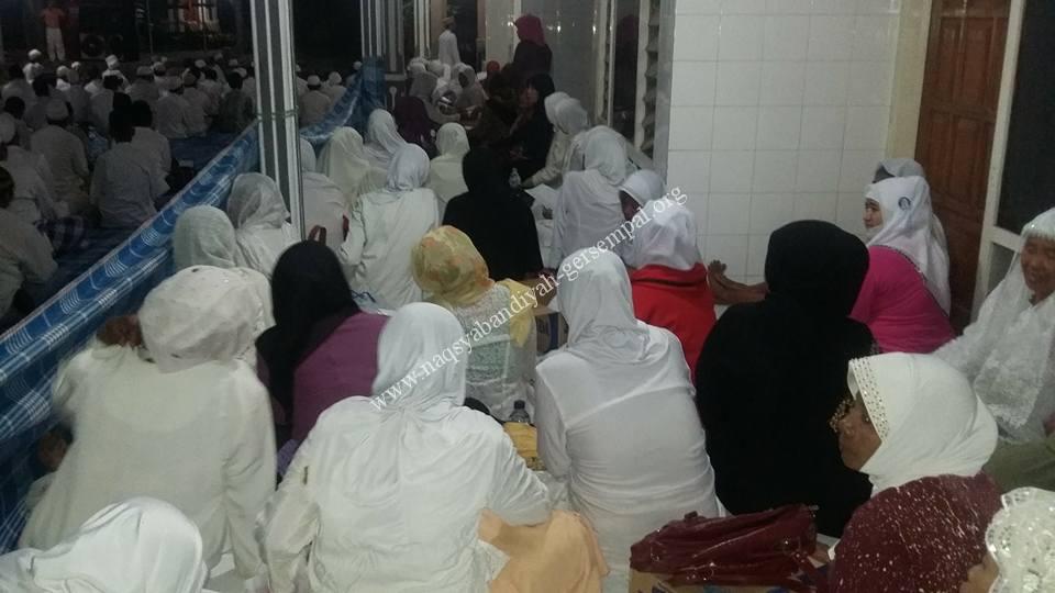 Jama'ah SITQON Situbondo bersholawat di Desa Jangkar