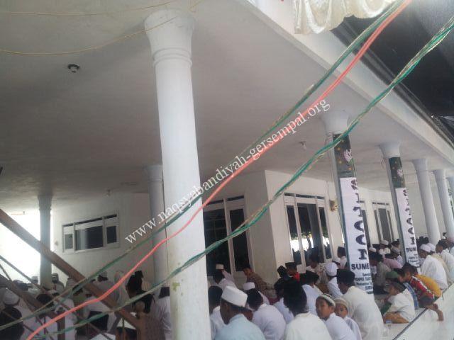 Pondok Pesantren Khoirul Muttaqien Lenteng Sumenep di adakan Haul Masyayikh Naqsyabandy Mudzhari