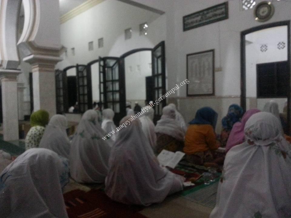 Jama'ah SITQON Bangkalan mengikuti kegiatan Istighotsah