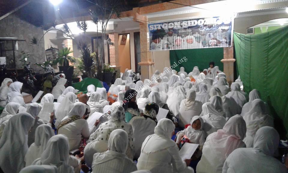 Muhibbin dan Simpatisan Naqsyabandy Gersempal Sidoarjo mengikuti kegiatan SITQON