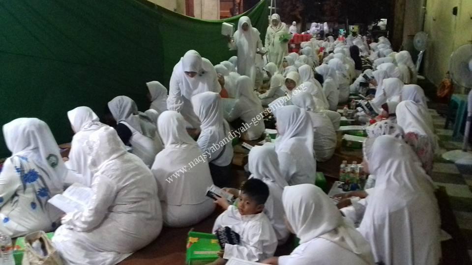 Jama'ah SITQON Sidoarjo mengikuti kegiatan Istighotsah
