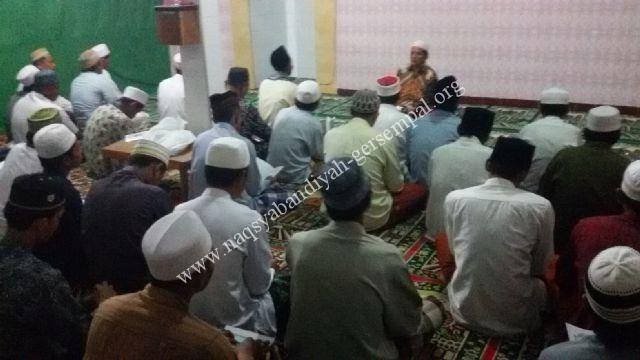 Tampak Jama'ah SITQON Pasuruan mengikuti kegiatan rutin bulanan