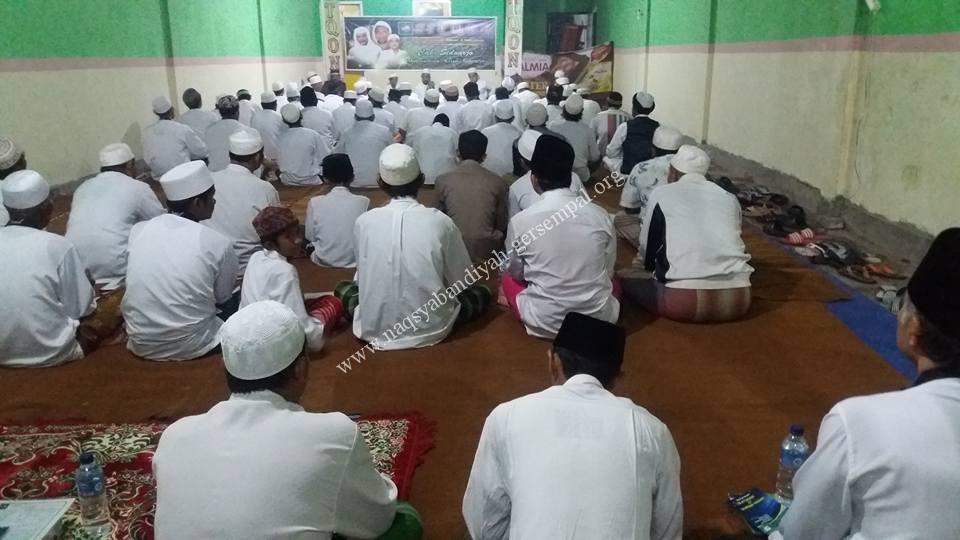 Jama'ah SITQON Sidoarjo mengikuti kegiatan rutinitas bulanan