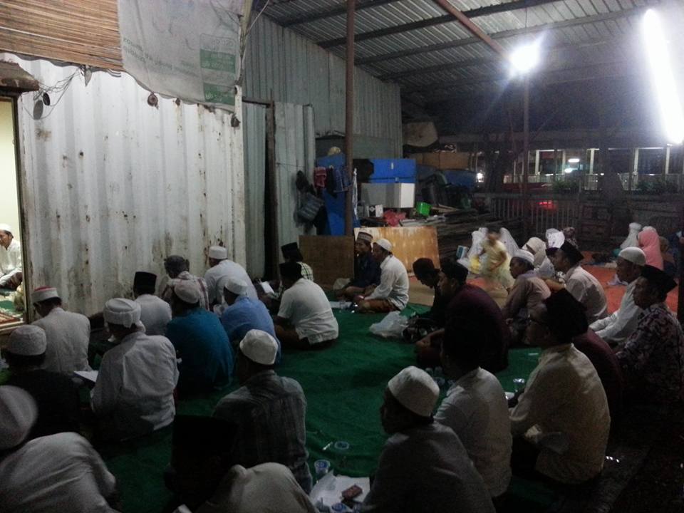 Tampak Jama'ah dan masyarakat setempat mengikuti kegiatan SITQON Jakarta
