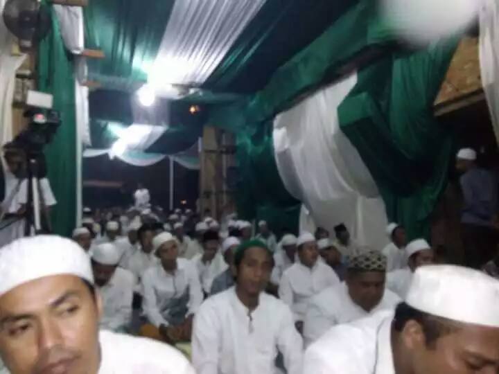 Jama'ah SITQON Jakarta mengikuti kegiatan Dzikir bersama di Cengkareng Jakarta