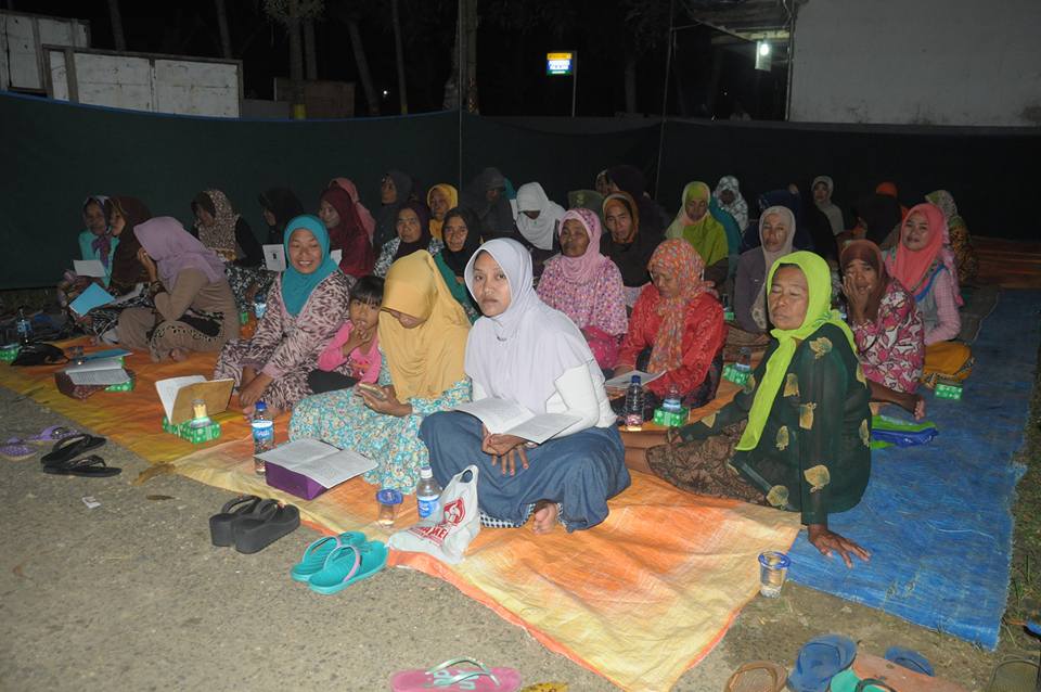Jama'ah SITQON Ranting Desa Palalang mengikuti kegiatan